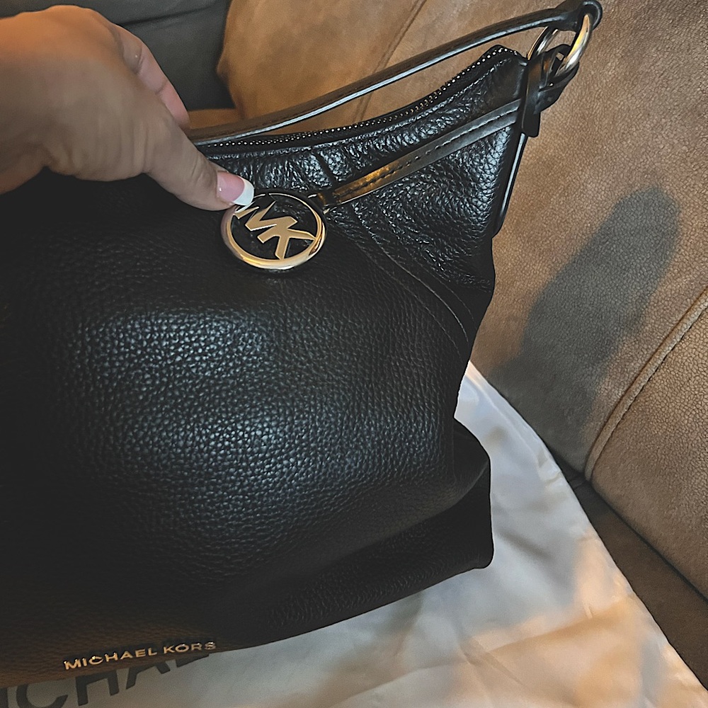 Michaell Kors bag